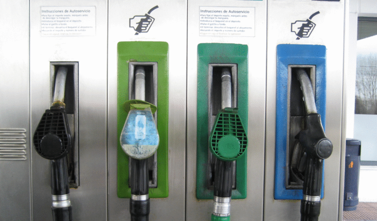Cómo elegir el mejor tipo de combustible según tu tipo de auto